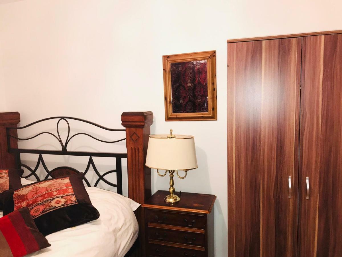 Homestay Modern Cosy With Private Bathroom *